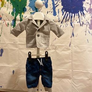 2 boys outfits (various Brands)